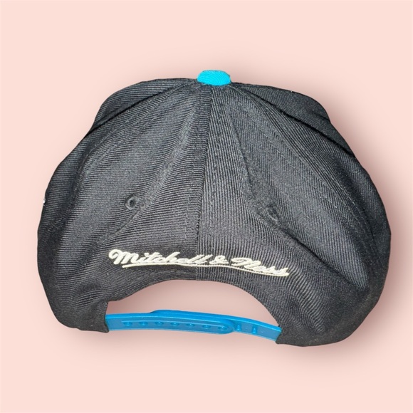 Miami Heat Hat Adult One Size Black Blue Cap Snapback Mitchell & Ness Trucker - Picture 3 of 4